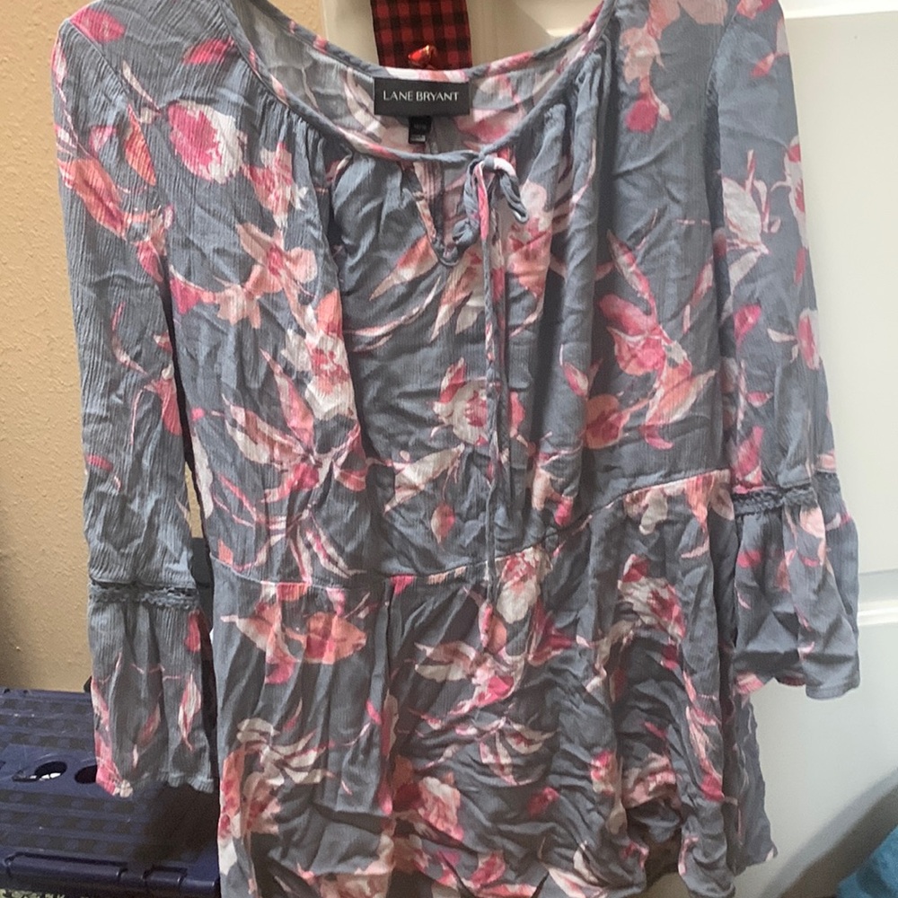 Lane Bryant long sleeve flounced floral shirt